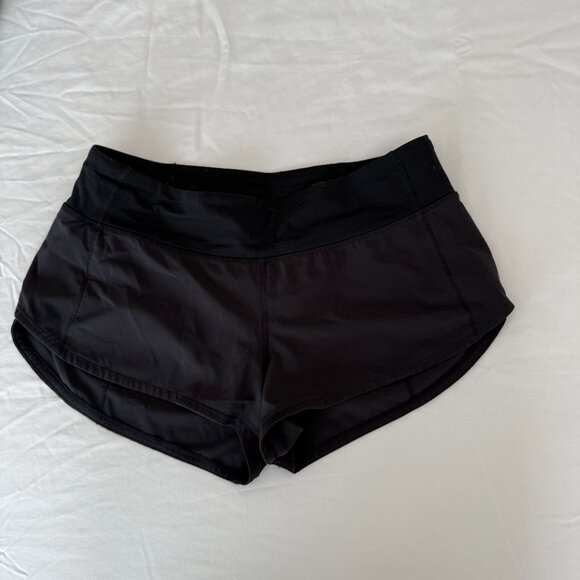 Lululemon Speed Up Shorts - 2.5" inseam, size 6 - Picture 1 of 3